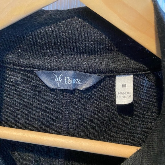 Ibex Jacket Womens Medium Black Merino Wool Full Zip Stand Collar Pockets Raglan - Picture 8 of 9